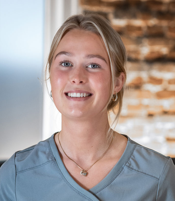 Portret van tandarts Eefje Oosterhaven